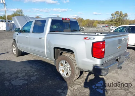 2015 Chevrolet Silverado 1500 2Lt z USA, uszkodzony, nr VIN 3GCUKREC4FG497156